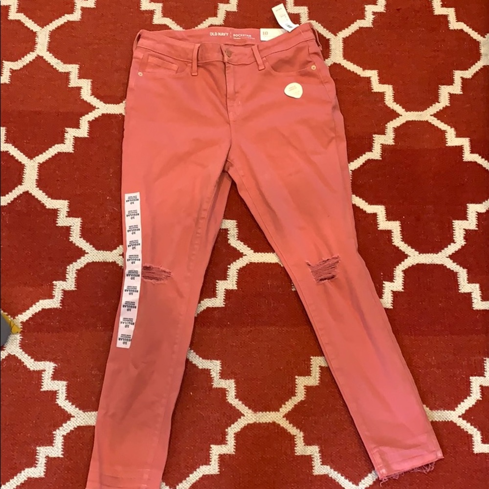 NWT Mid-Rise Ankle Length Salmon Jeans